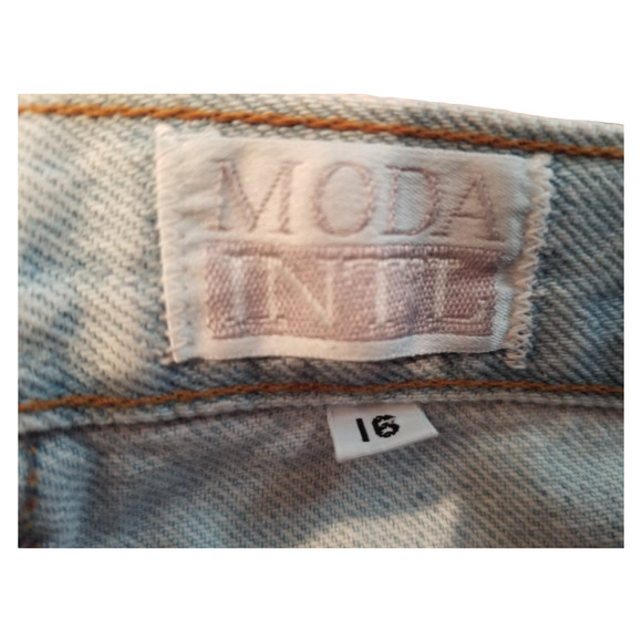 Moda Intl The London Jean Denim Cut Off Women's‎ Shorts Size 16 Inseam 4.5 in - Picture 9 of 9